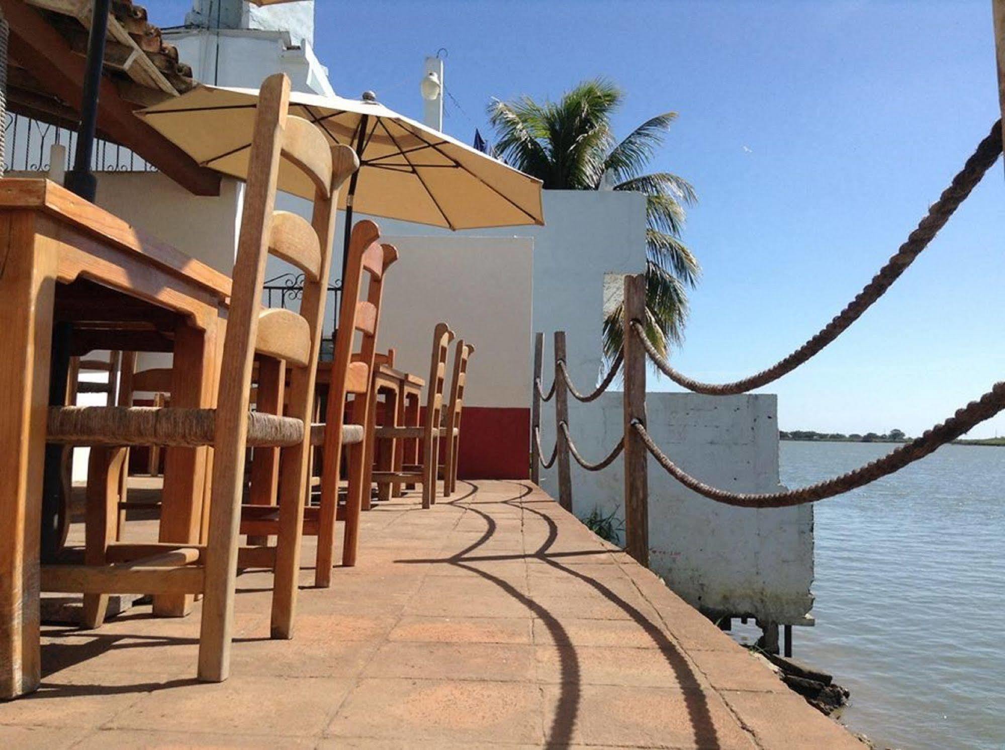 Casa Del Rio Hotel Tlacotalpan Luaran gambar